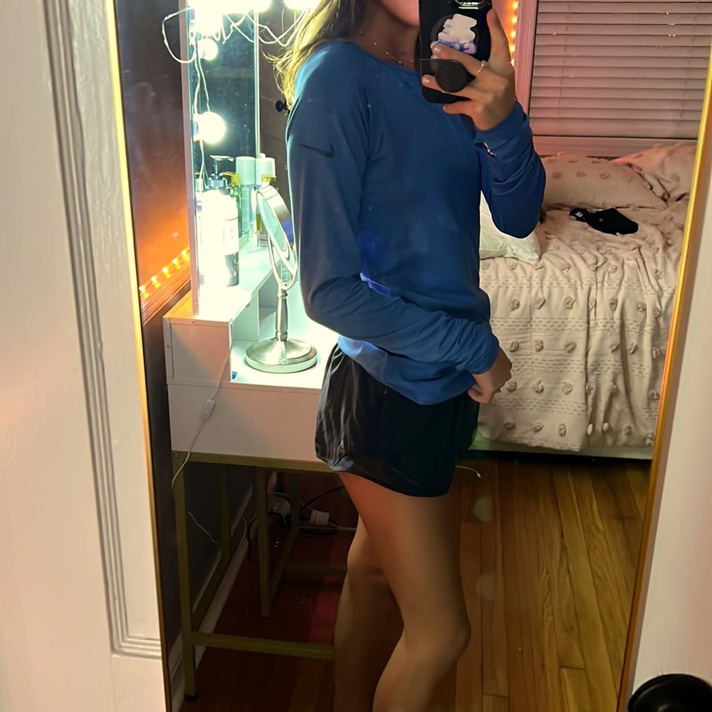Nike pro long sleeve round neck top